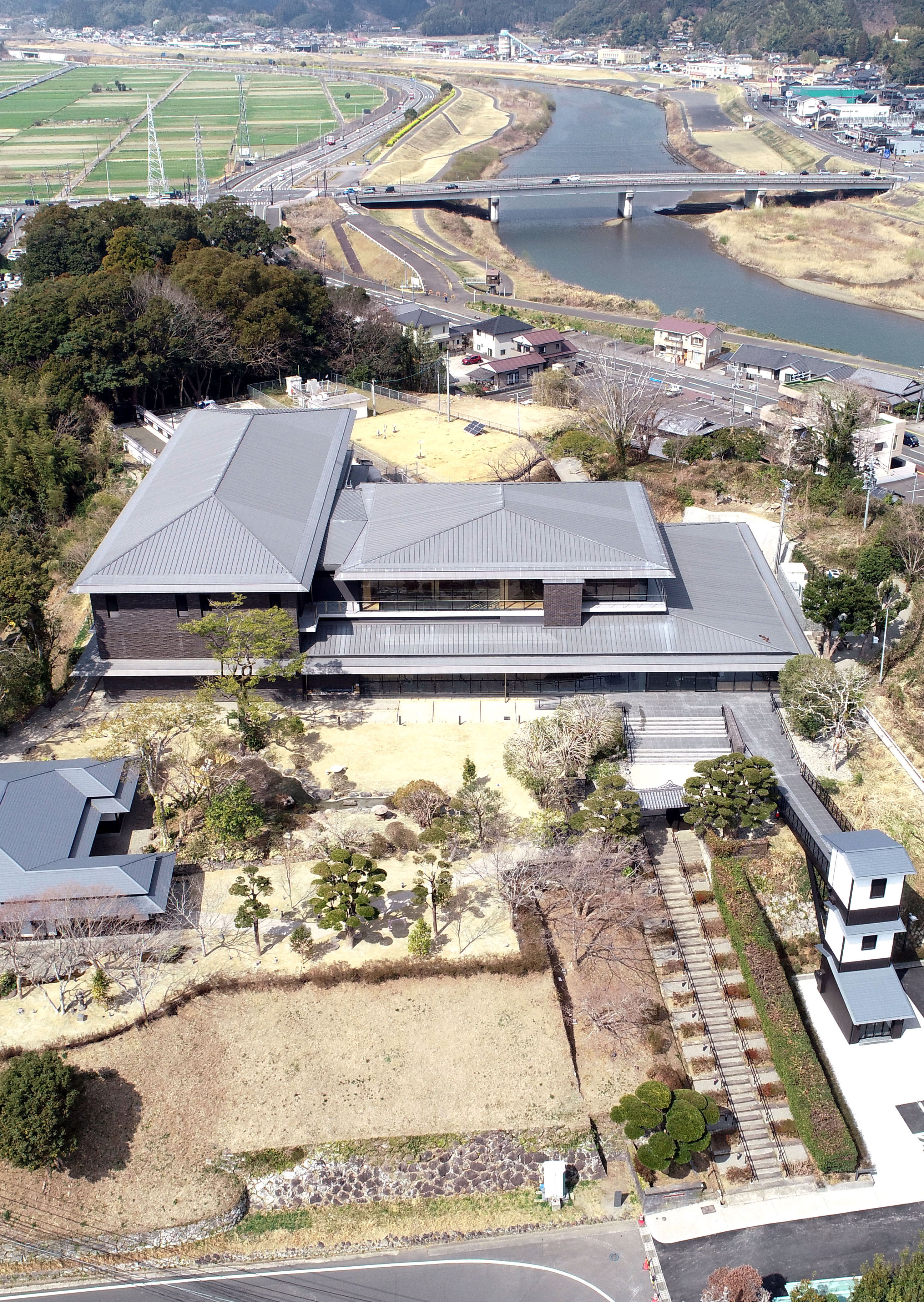 「城下町・延岡」「神話の里・延岡」の豊かな文化・歴史を大切にしたまちづくりや観光振興